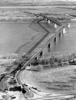 Chain of Rocks Bridge