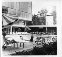 St. Louis de Ville - Poolside