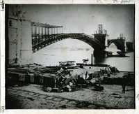 Eads Bridge in Construction