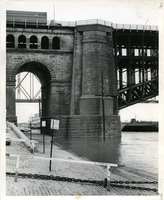 Eads Bridge-Rising River