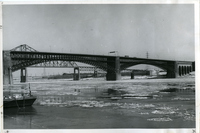 What is the Significance of the Eads Bridge?