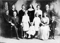 Knobbe Family Portrait, 1917